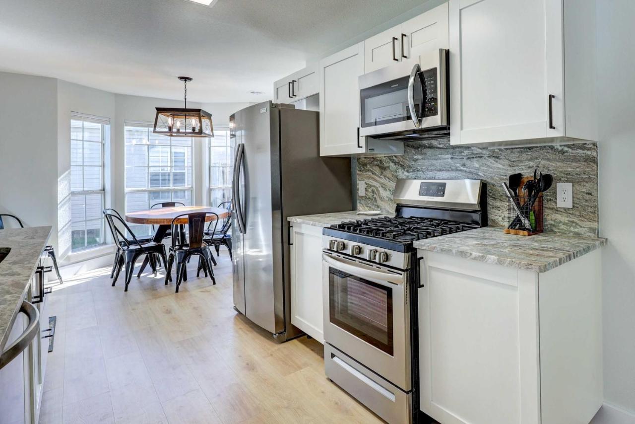 Chic Bentonville Home With Patio And Fire Pit! Eksteriør bilde
